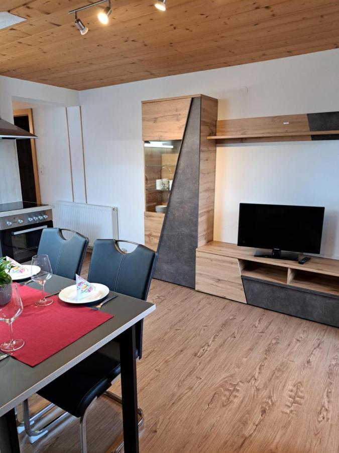 Haus Regina Lejlighedshotel Strobl Eksteriør billede