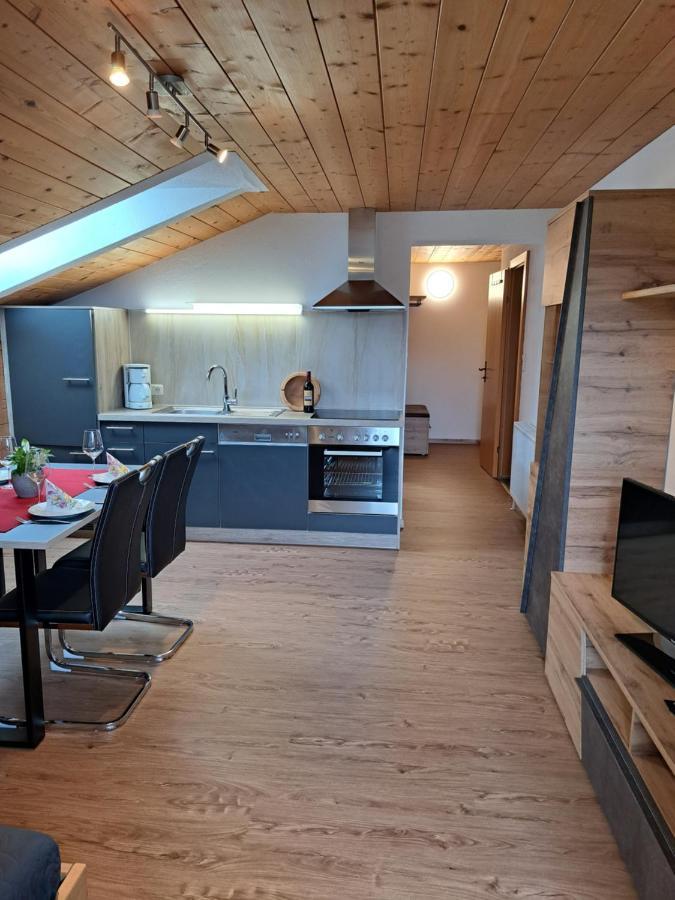 Haus Regina Lejlighedshotel Strobl Eksteriør billede